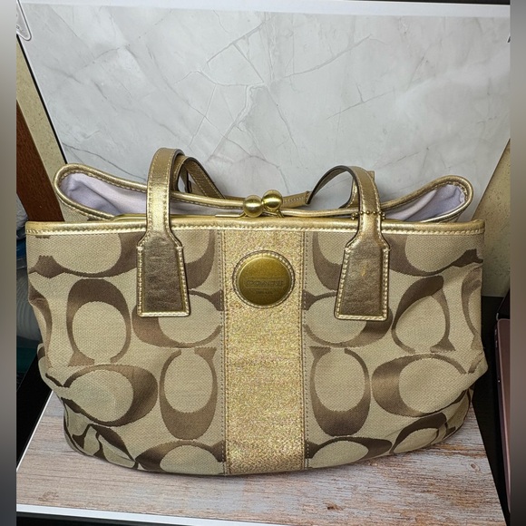 Coach Handbags - Coach Signature Stripe Carryall